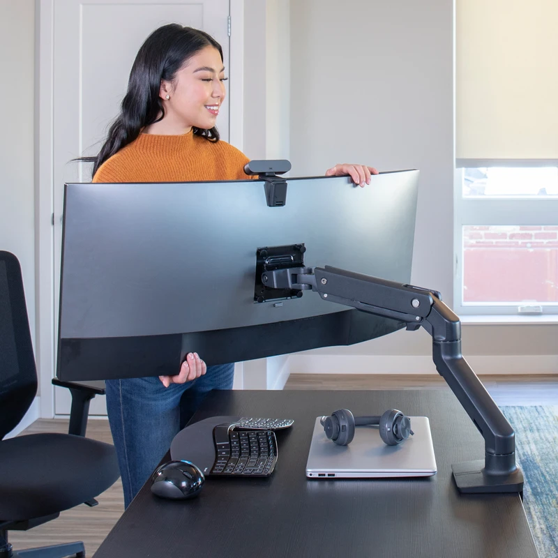 Ergotron HX HD Monitor Arm (1000R Curved)