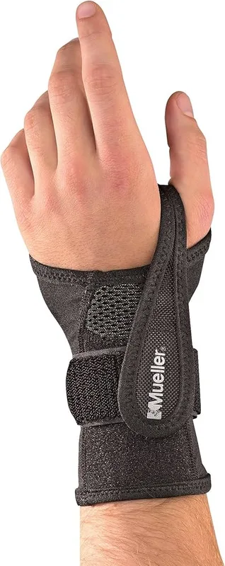 Mueller Sports Medicine Adjustable Wrist Brace